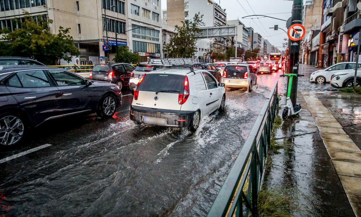 Καιρός: Νεφώσεις με τοπικές βροχές και καταιγίδες