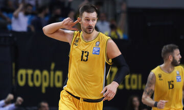 Η ΑΕΚ δεν ξεχνά τον Γέλοβατς: «Για πάντα μαζί μας»