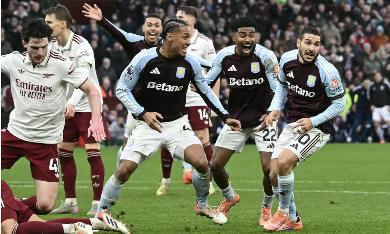 Άστον Βίλα - Άρσεναλ 2-1: Νίκη για τους «χωριάτες» στο 90+5' και -3 από την κορυφή! 