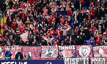 Εντυπωσιακή παρουσία ο κόσμος του Ολυμπιακού (vid)