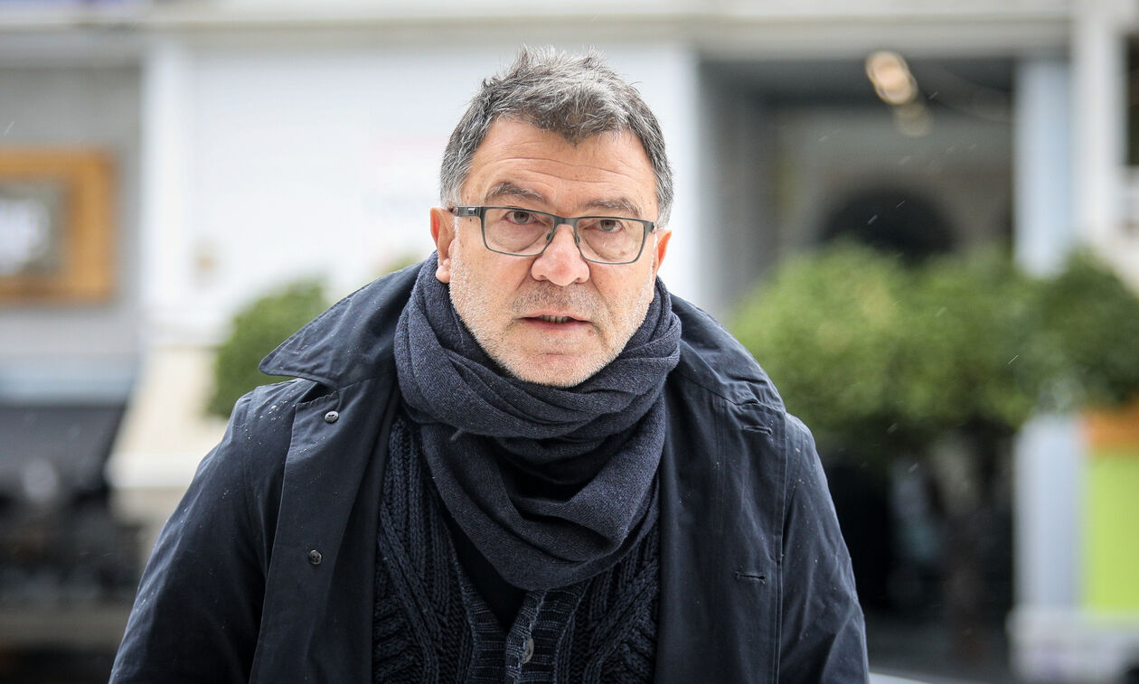 Επιστρέφει στους πάγκους ο Λεμονής