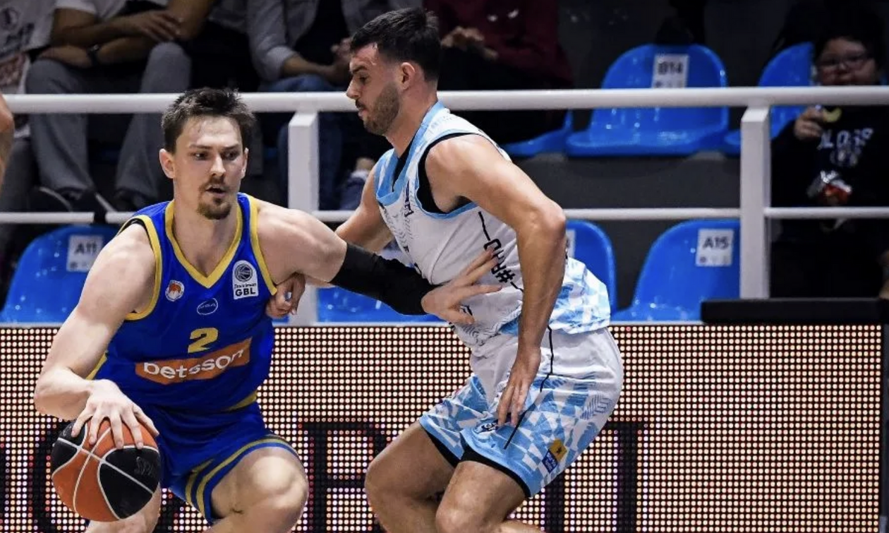 Βαν Τούμπεργκεν: «Ο Ολυμπιακός είναι μια από τις καλύτερες ομάδες της Euroleague»!