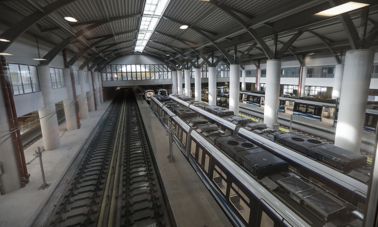 Θεσσαλονίκη: Παραλίγο τραγωδία σε διάβαση τρένου 