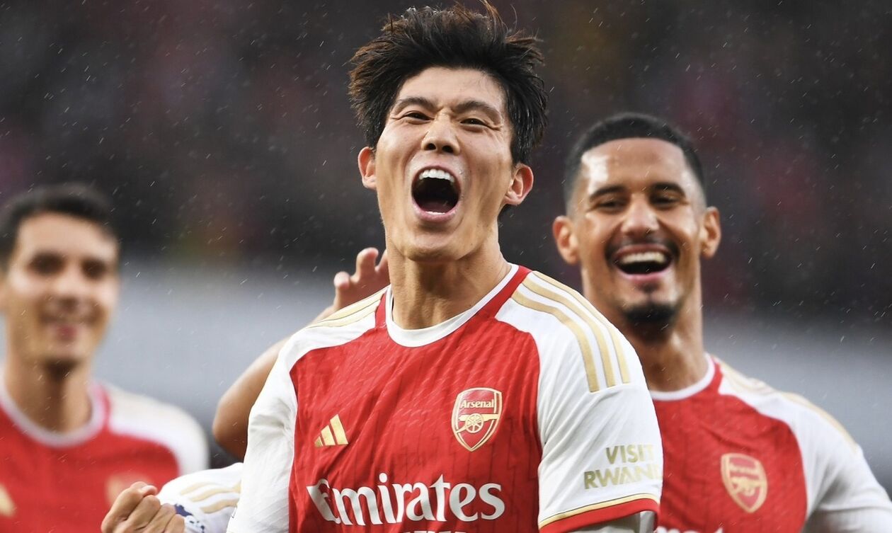 Αντίπαλοι Ολυμπιακού: Παίρνει Τομιγιάσου ο Άγιαξ 