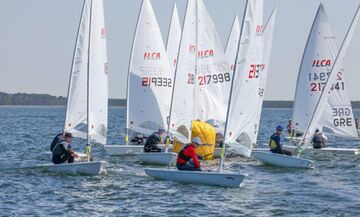 Ιστιοπλοΐα: Μόλις δύο κούρσες λόγω άπνοιας