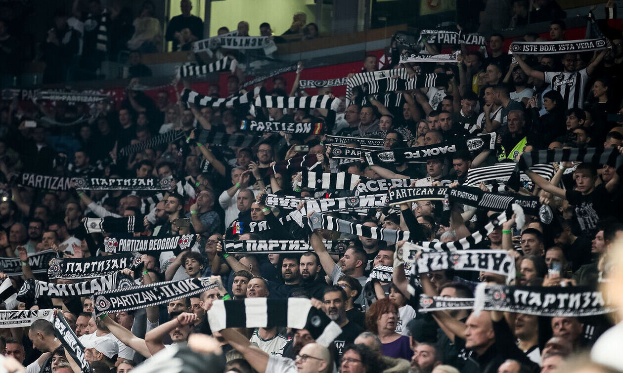 Παρτιζάν: Αποδοκιμασίες και αντικείμενα στους παίκτες