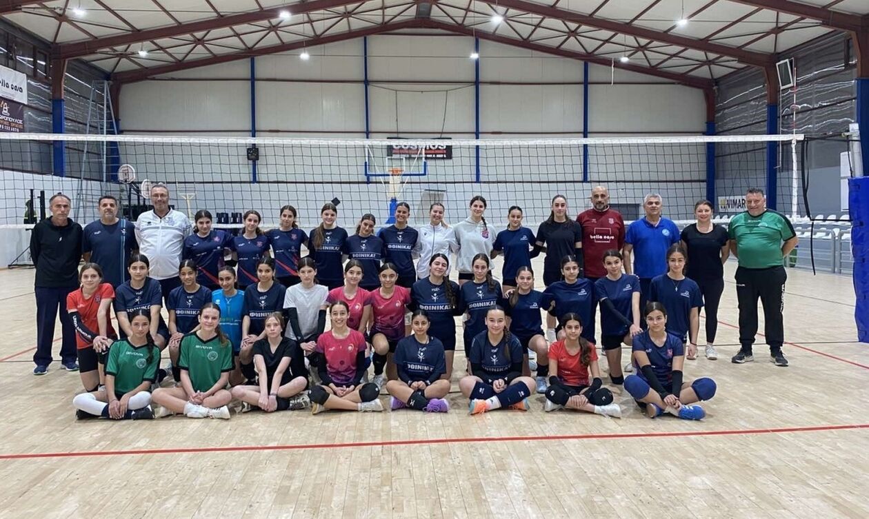 Οι ομοσπονδιακοί προπονητές Τριανταφυλλόπουλος και Παπανικολάου στο νησί της Ρόδου