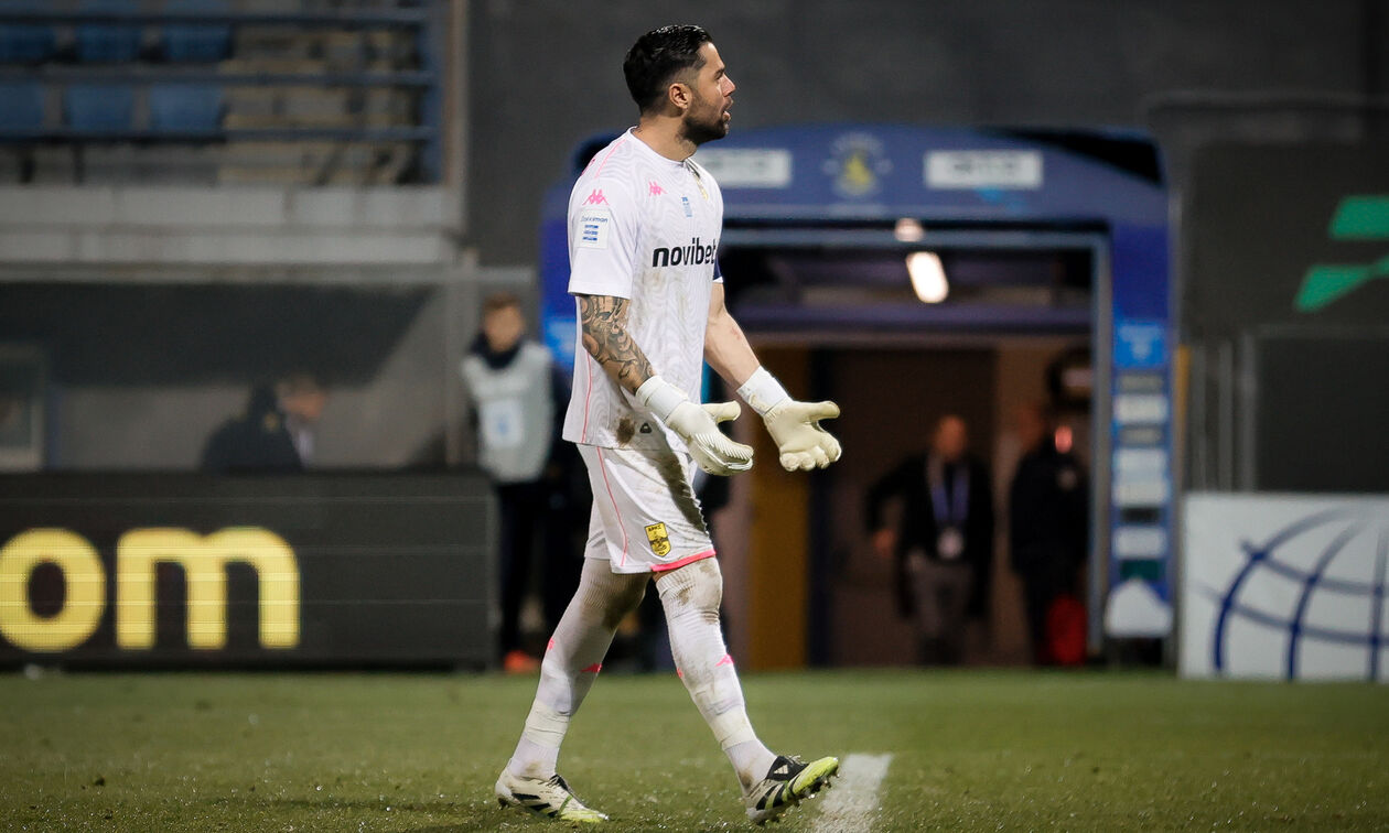 Αθανασιάδης: «Ήταν μία νίκη για τον κόσμο, δε σκέφτομαι τις αποκρούσεις»