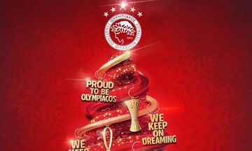 Ολυμπιακός: Ευχές με κούπες (pic)