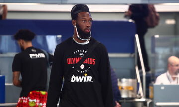 Ντόντα Χολ: «Πρέπει να παίξουμε σκληρά για 40 λεπτά»