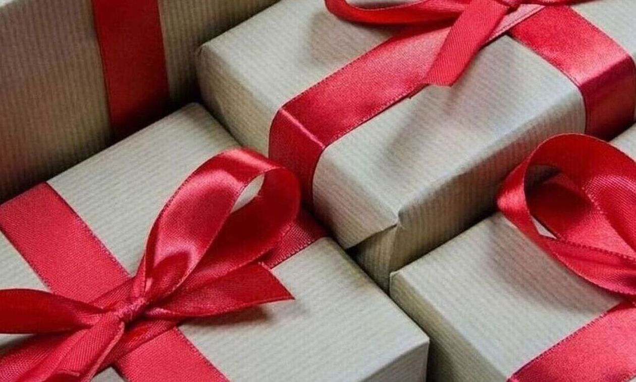 Εορτολόγιο: Ποιοι γιορτάζουν σήμερα, Παρασκευή 26 Δεκεμβρίου 