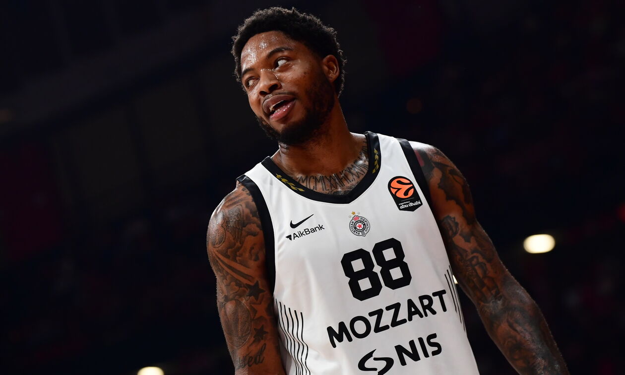 Συμφωνία Ολυμπιακού - Ταϊρίκ Τζόουνς, περιμένει προσφορές η Παρτίζαν - Στο κάδρο και η Dubai BC