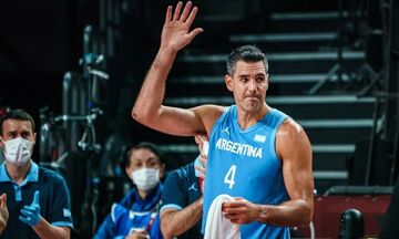 Ο Σκόλα καταγγέλλει ότι τον κλώτσησαν στη φυσούνα στο Τραπάνι - Βαρέζε