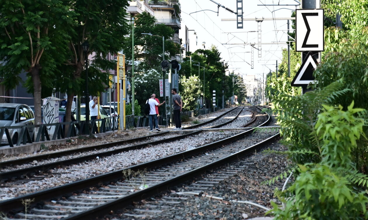 Άνω Λιόσια: Νεκρός άνδρας που παρασύρθηκε από συρμό του Προαστιακού