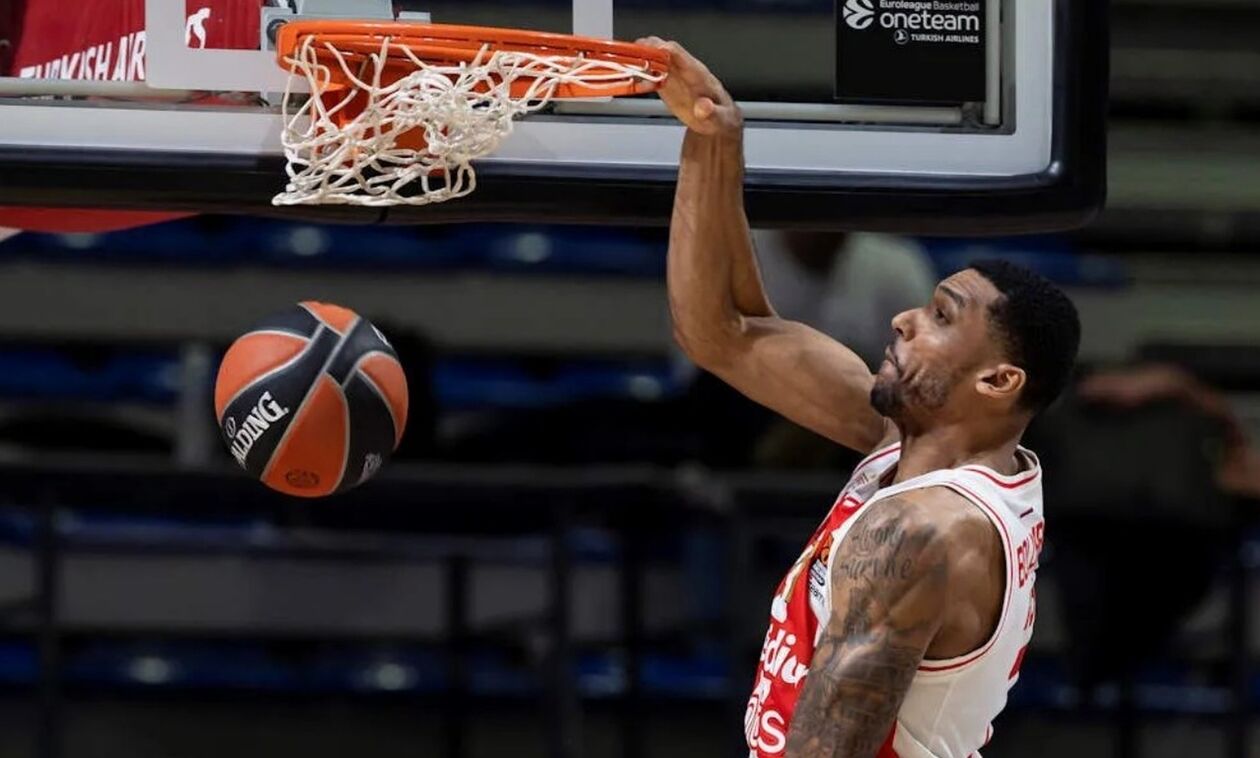 Ερυθρός Αστέρας: Πλησιάζει στην επιστροφή του ο Μπολομπόι