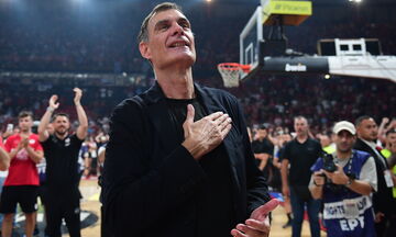 Μπαρτζώκας: «Το να είμαι προπονητής στον Ολυμπιακό αποτελεί όνειρο ζωής» (vid)