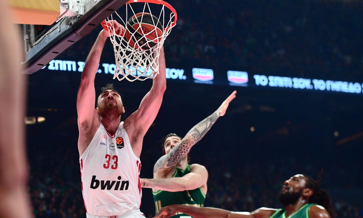 Μιλουτίνοφ: «Νιώθω εξαιρετικά γιατί νικήσαμε»