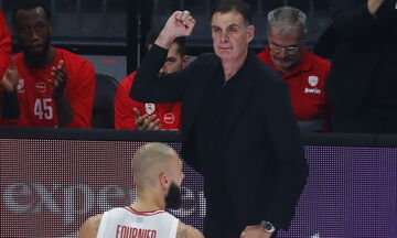 Μπαρτζώκας: «Κανείς δεν αμφισβητεί την ποιότητα του Βεζένκοφ - Ο Ναν ήταν λες κι έπαιζε μόνος του»