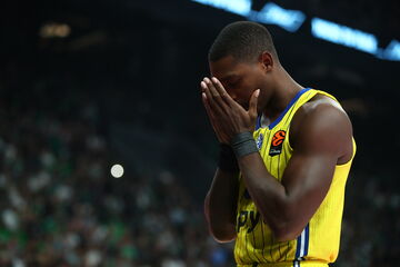 Μπάγερν Μονάχου - Μακάμπι Τελ Αβίβ: Τραυματίστηκε ο Λόνι Γουόκερ