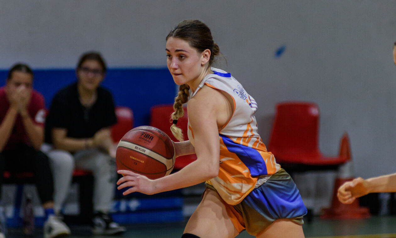 Ατρόμητος Πειραιά: Πήρε τη «μπόμπερ» Χρύσα Μεμίνι! (pics)