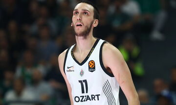 Ποκουσέφσκι: «Θα μας λείψει στα αποδυτήρια ο Τζόουνς»