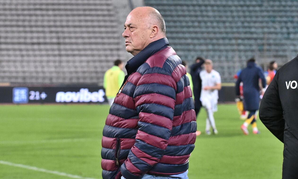 Μπέος κατά Λανουά: «Η καλύτερη λύση είναι η παραίτησή του»