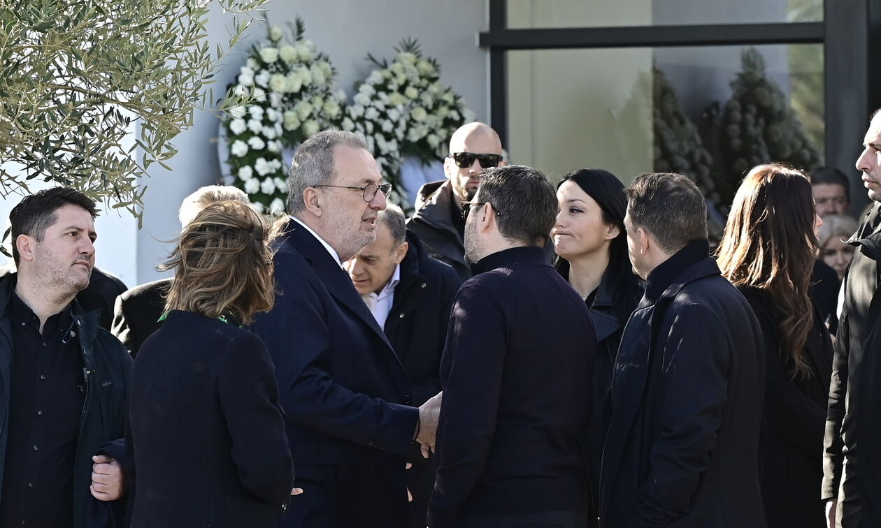 Το τελευταίο «αντίο» στον Γιώργο Παπαδάκη (vid)