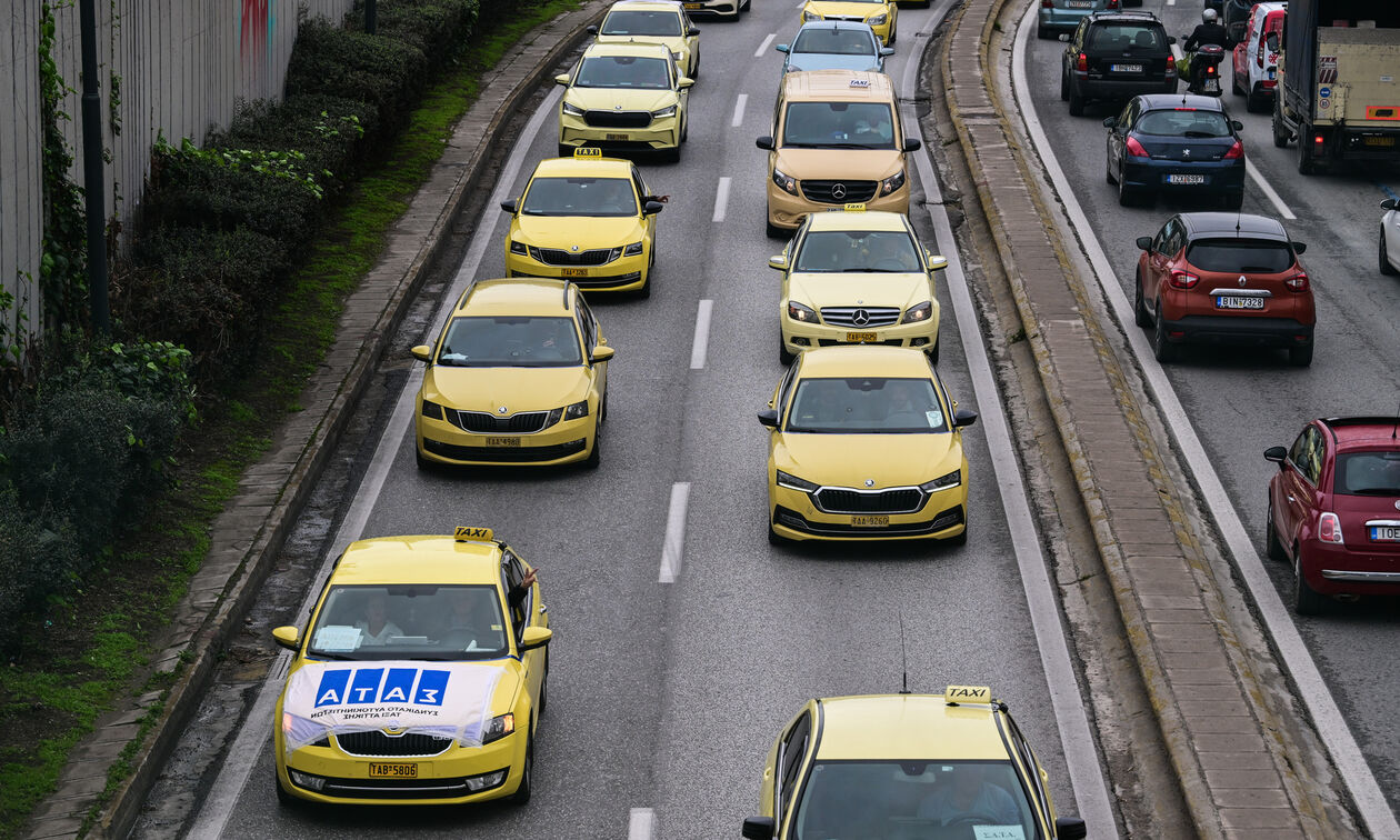 Ταξί: Έρχονται επαναλαμβανόμενες 48ωρες απεργίες από την Τρίτη