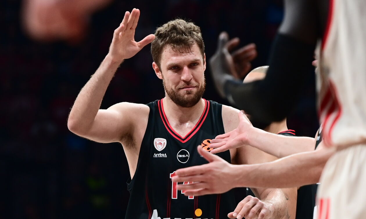 Βεζένκοφ: «Έχουμε βαθύ πάγκο»