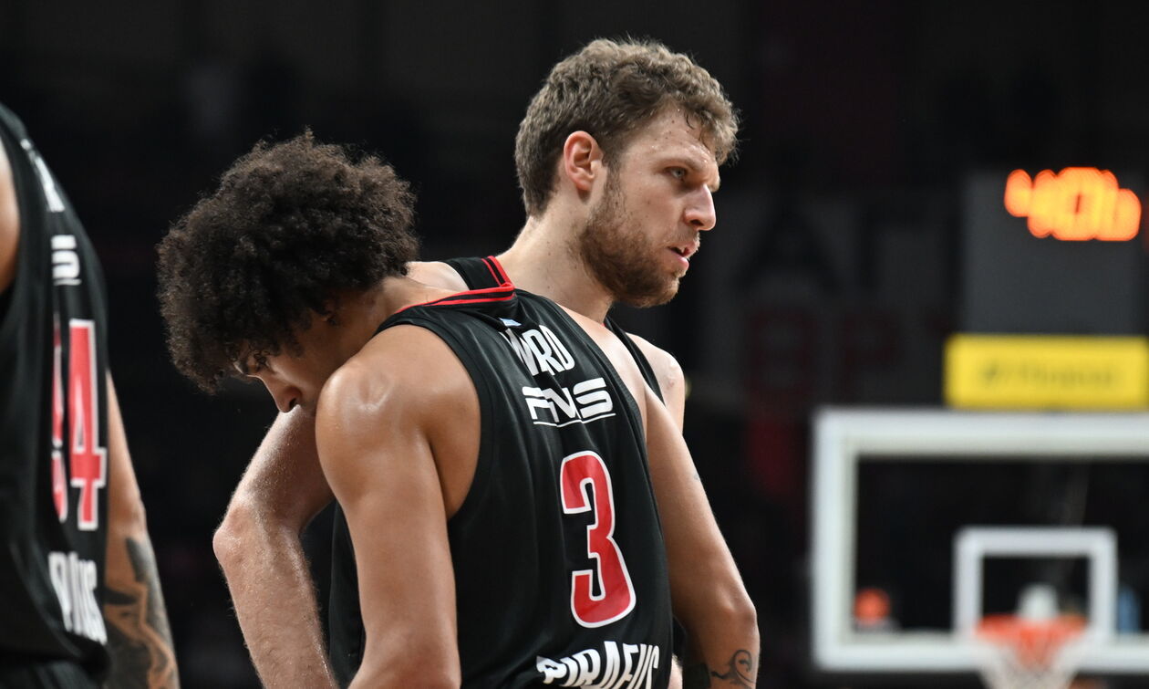 Ολυμπιακός: Ο game changer Ουόρντ και η ξεχωριστή βραδιά του Βεζένκοφ 