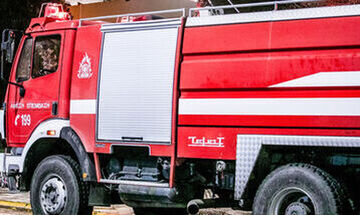 Φωτιά σε διαμέρισμα στο Περιστέρι