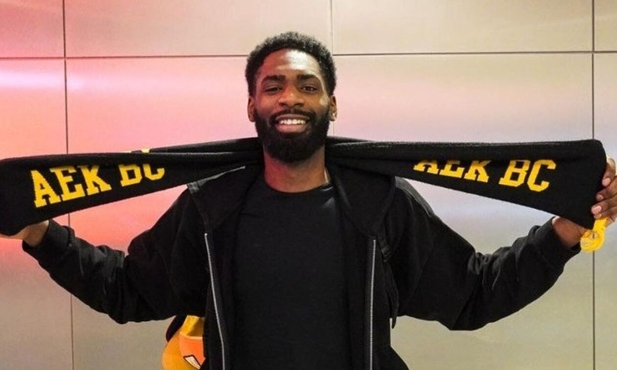 Φίζελ: «Θα είμαι η καλύτερη εκδοχή του εαυτού μου στην ΑΕΚ»