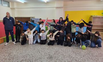 ΕΟΠΕ: Οι ομοσπονδιακοί προπονητές Πάτρας και Ναλπάντης στα δημοτικά σχολεία Καλαμαριάς