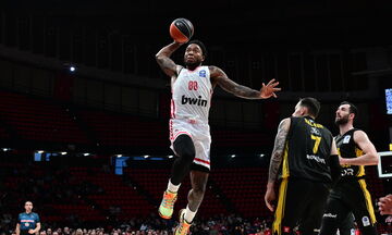 Ολυμπιακός: Δυναμίτης ο Τζόουνς! (vids)