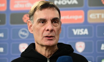 Μπαρτζώκας: «Σε καλό μομέντουμ η Μακάμπι - Με κάνει χαρούμενο ότι θα έχουμε και τους τρεις σέντερ»