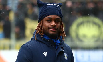 Υπογράφει στον Πανσερραϊκό ο Μπιλέ