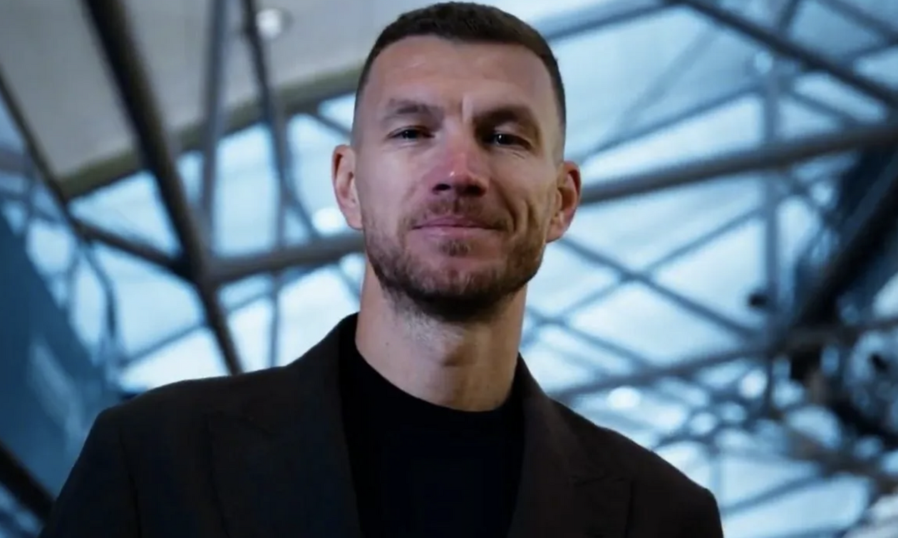 Στην Σάλκε ο Ντζέκο