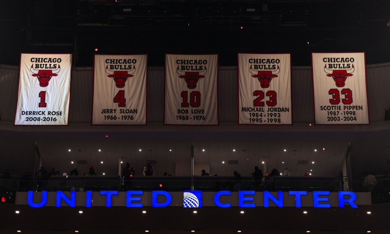 NBA: Ο Λούκα πλήγωσε την πρώην ομάδα του, αποσύρθηκε η φανέλα με το 1 του Ρόουζ (vid)