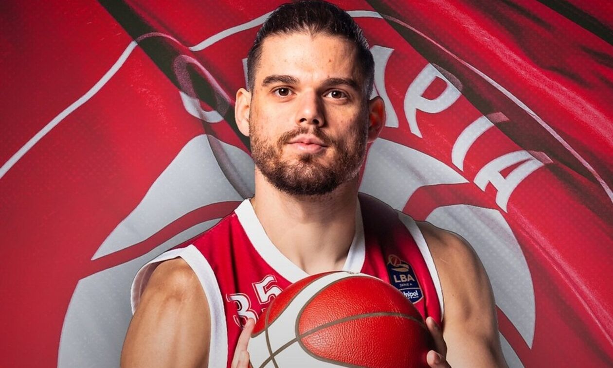 Τέλος από την Αρμάνι ο Λεονάρντο Τοτέ