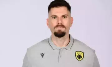 Κωνσταντής: «To να συνεργάζεσαι με τον Ντράγκαν Σάκοτα είναι ό,τι καλύτερο»