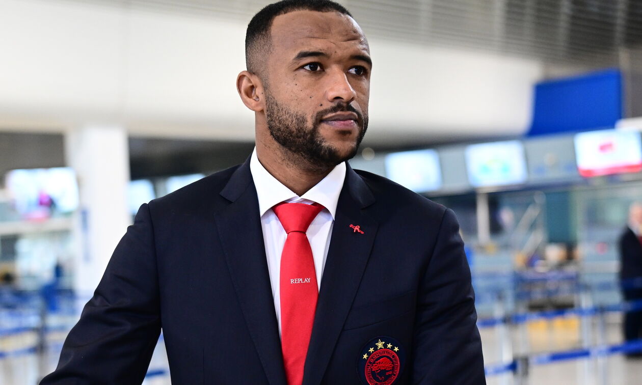 Ολυμπιακός: Θερμή υποδοχή στο Άμστερνταμ (vid)