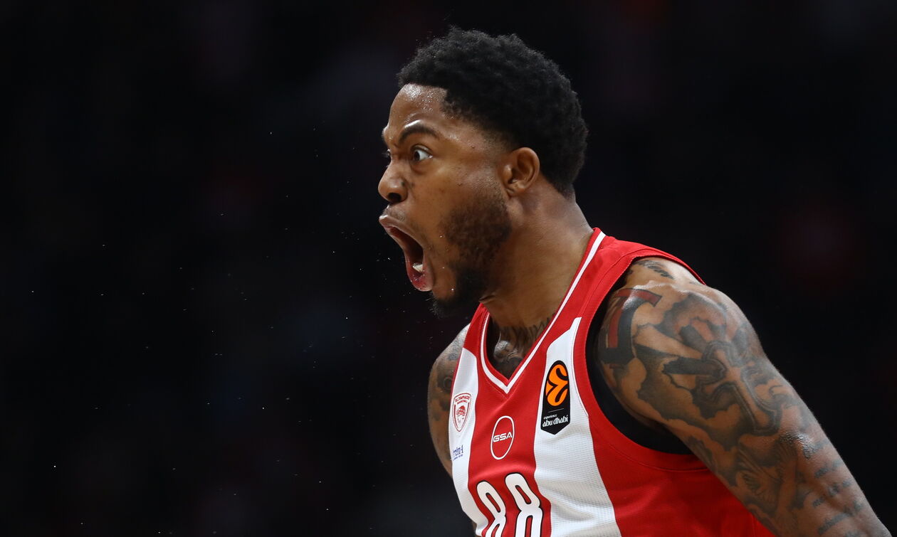 Τζόουνς: «Φέρνω ενέργεια και ενθουσιασμό»