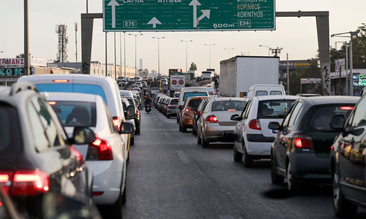 Δήμας για το κυκλοφοριακό: Εξετάζεται flyover στον Κηφισό και αποκέντρωση επιχειρήσεων