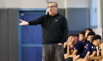 Μπουσβάρος: «Η περσινή χρονιά στην Elite League μάς έδειξε πώς μπορούμε να επιστρέψουμε»