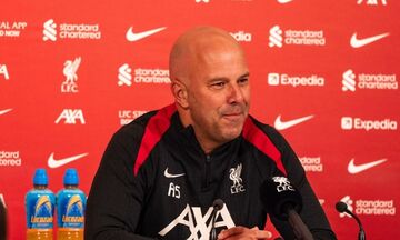 Σλοτ: «Τις τελευταίες 48 ώρες προσπαθούμε να ενισχύσουμε την ομάδα»