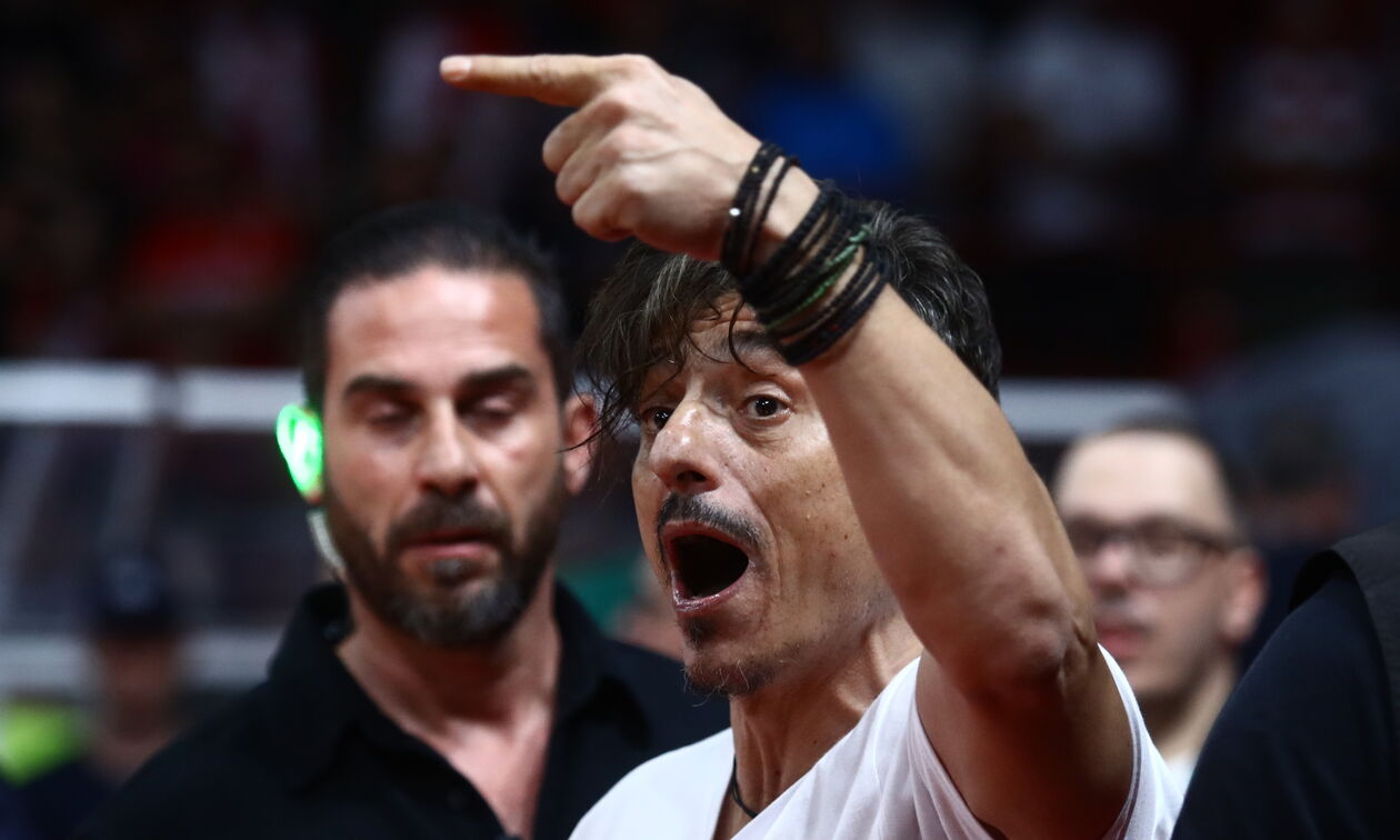 Ξέσπασμα Γιαννακόπουλου: «Είστε ξεφτιλισμένοι, πρέπει να παραιτηθείτε όλοι, παίκτες, προπονητές»