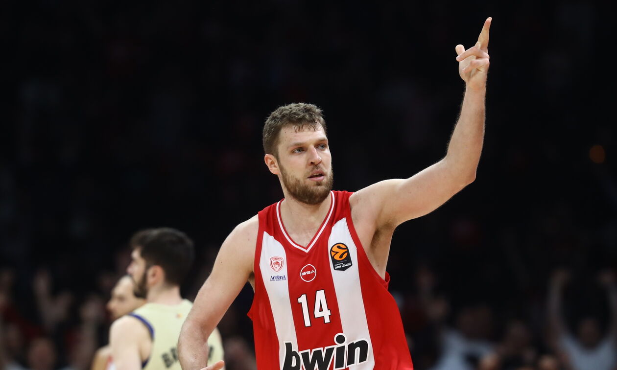 Βεζένκοφ: «Ταλαντούχα και επιθετική ομάδα η Dubai»