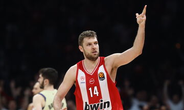 Βεζένκοφ: «Ταλαντούχα και επιθετική ομάδα η Dubai»