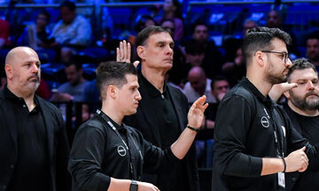 KAE Oλυμπιακός: Κατήγγειλε στην ΕuroLeague τον οπαδό που επιτέθηκε φραστικά στον Μπαρτζώκα