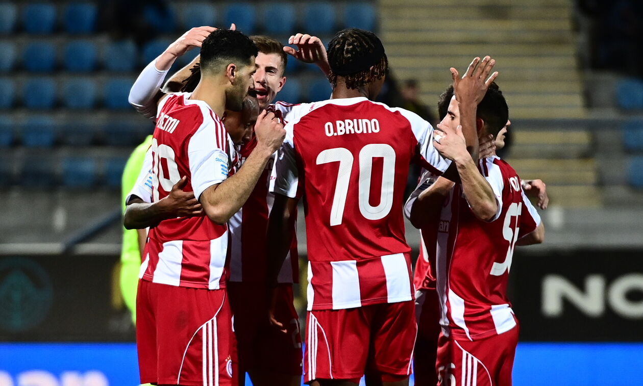Αστέρας Τρίπολης-Ολυμπιακός 0-3: Ξανά στην κορυφή με σόου από Ποντένσε, Ζέλσον και Ταρέμι